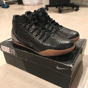 kobe 9 mid ext